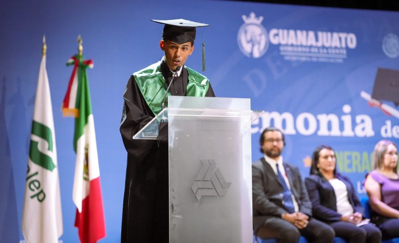 León impulsa los sueños de las juventudes con becas, capacitación y certificaciones técnicas